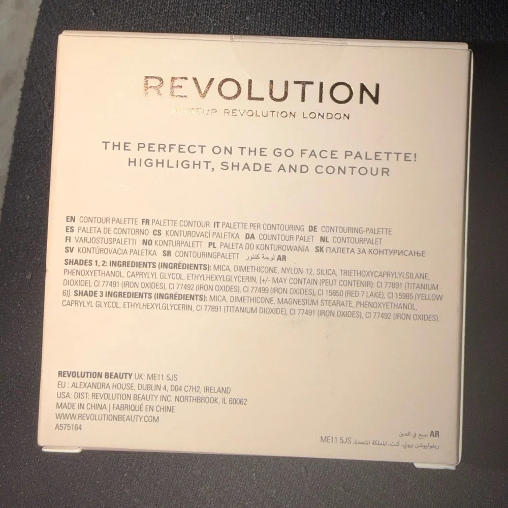 Revolution Contour Palette - Medium